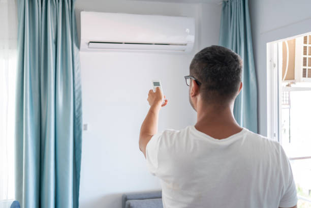 Enhanced Air Conditioners: Exploring Units with Self-Diagnosis and Remote Monitoring Capabilities