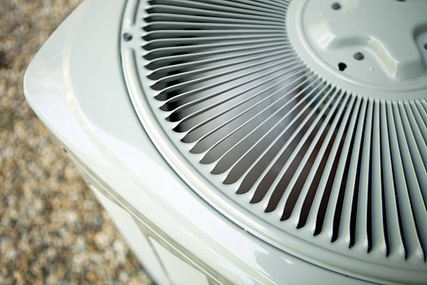 Understanding Air Conditioner Defrosting: Causes of Malfunctions and Solutions